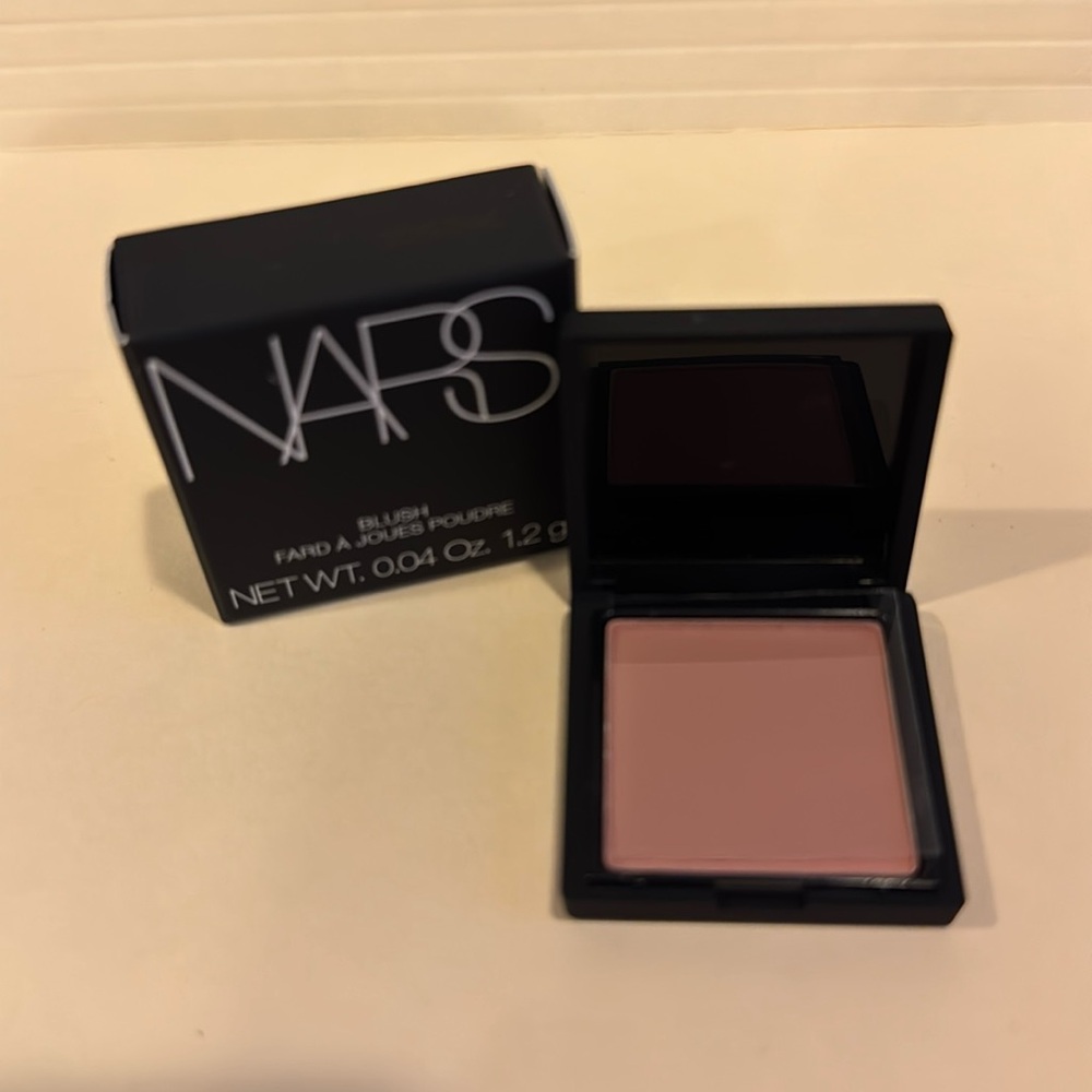 NARS Blush in Behave Mini Travel Purse Size 0.04oz NIB Matte Pink Mauve